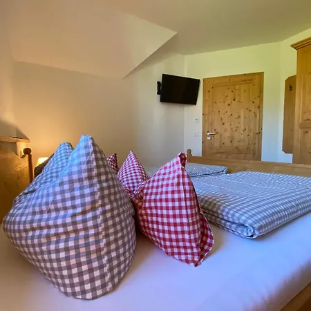 Zur Bergwiese 5 Sterne Appartementhaus *