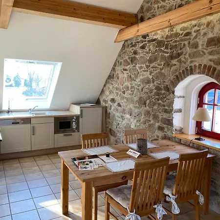 Zur Bergwiese 5 Sterne Appartementhaus Casa de Férias *